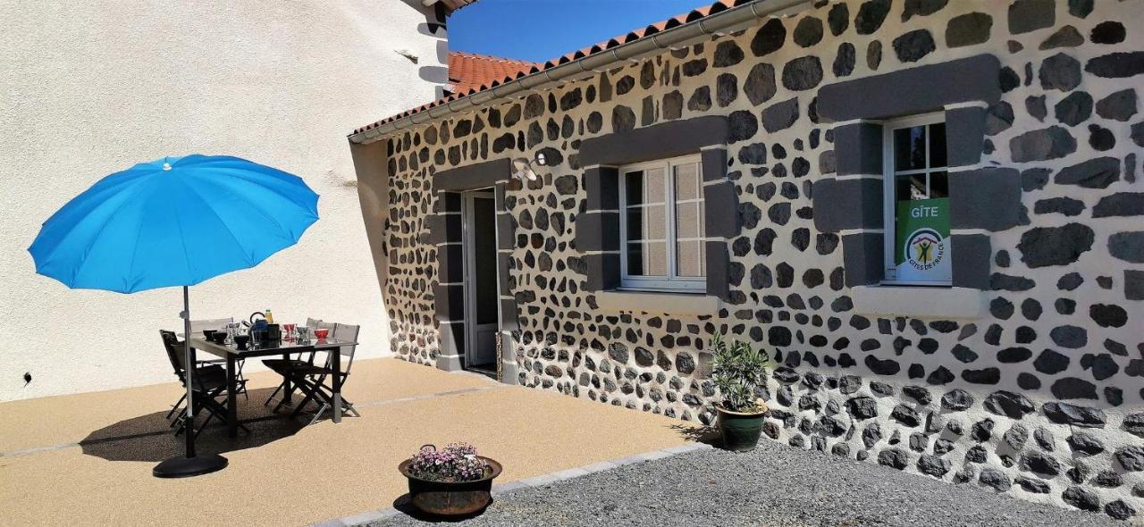 Les Perles Vertes Arlempdes Exterior photo